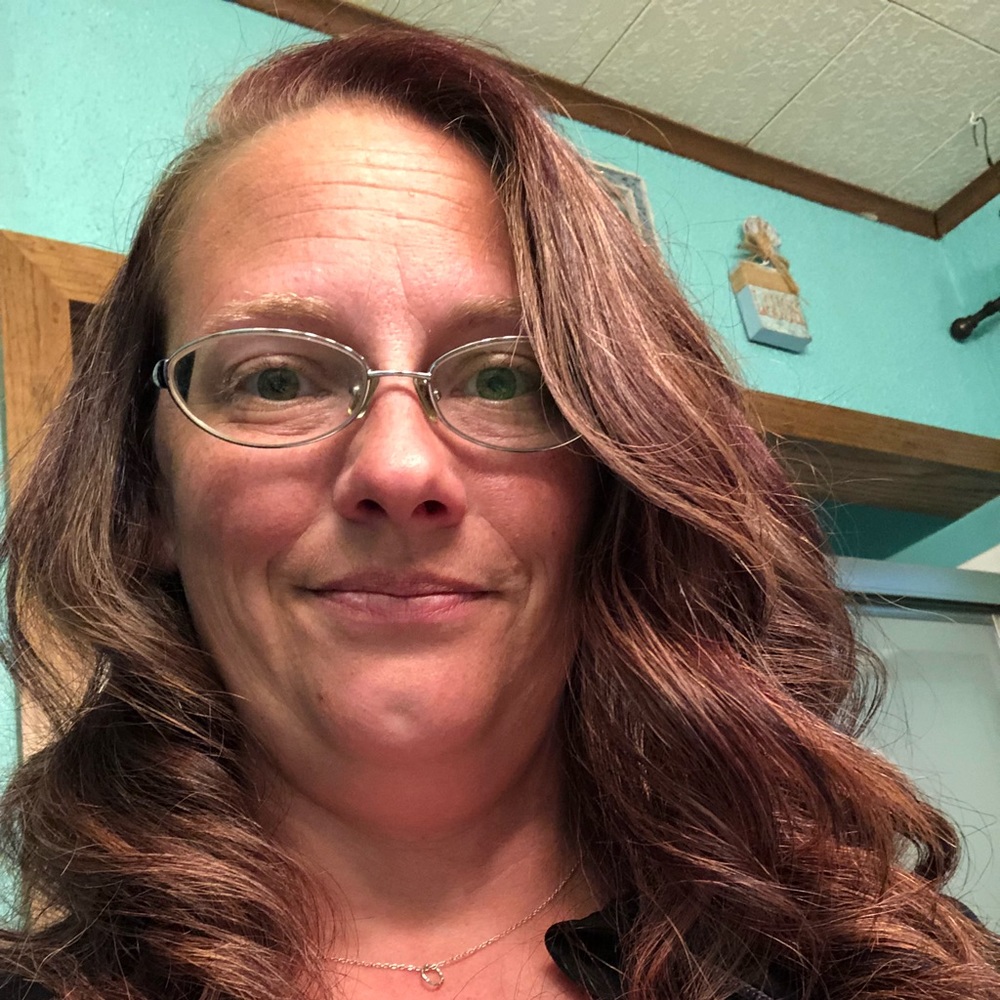 Meet your Posher, Laurie